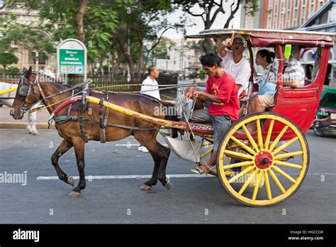 Kalesa, Intramuros, Manila, Philippines Stock Photo - Alamy