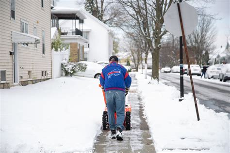 Buffalo snowstorm: Up to 5 feet possible in western New York - The Washington Post