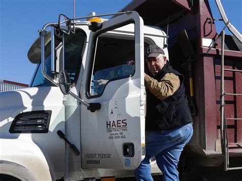 'Black Smoke Matters' truck drivers plan a strike — without a union - Business Insider