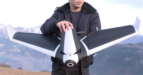 The Parrot DISCO, A Ready-to-Fly Fixed Wing Drone With Autopilot, Programmable Flight Plan & FPV ...