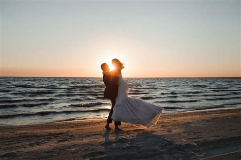 Say Yes to a Beachfront Destination Wedding in Fort Lauderdale - B ...