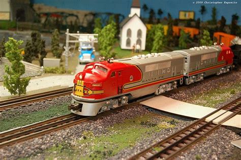 Santa Fe Super Chief | Model trains, Model train table, Model train sets