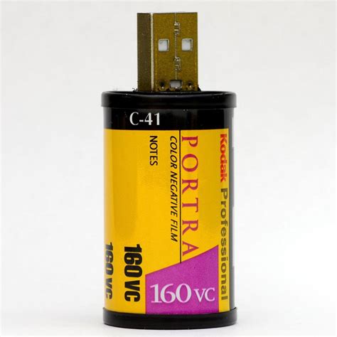 35mm Film Roll USB Flash Drive | Gadgetsin