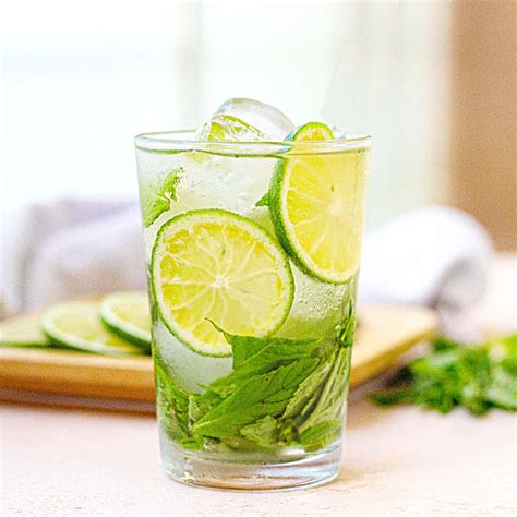 Cucumber Lime Water - Vintage Kitchen Notes