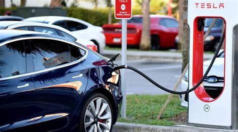 How Much Does It Cost to Charge a Tesla in the US?