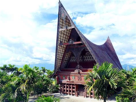 Rumah Adat Batak Toba Rumah Adat Batak Toba Sarat Akan Filosofi Hidup | Images and Photos finder