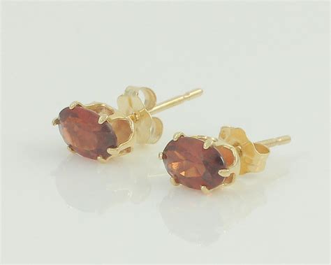 Vintage Garnet 14K Gold Earrings, Vintage 14K Oval Garnet Stud Earrings ...