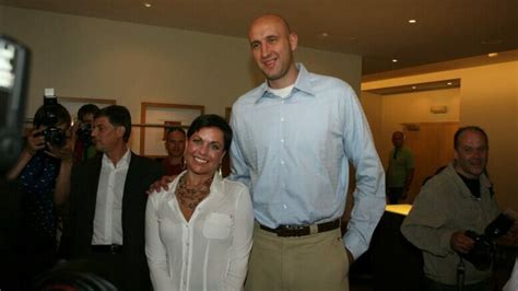 Jennifer Ilgauskas, Wife Of Ex-Cavs Center Zydrunas Ilgauskas, Dies At ...