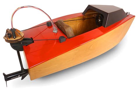 Rapid Whale Mini Boat - An Electrically Powered Kit-Built Mini Boat