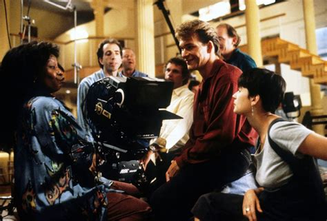 On the set of "Ghost", 1990. L to R: Whoopi Goldberg, director Jerry ...