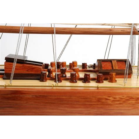 Endeavor Small Model Ship | PacificHomeFurniture