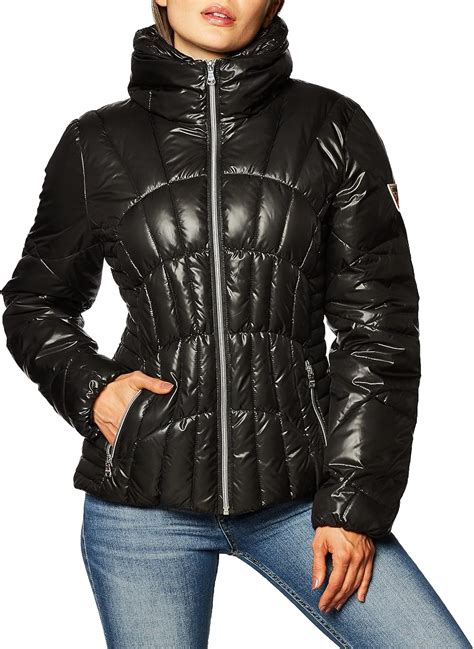 GUESS Women's Quilted Cire Zip Front Puffer Jacket Down Alternative Coat, Fire Red, S : Amazon ...