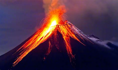 5 de los Volcanes más Peligrosos de la Tierra | ¡Corre!