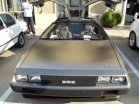 --CarJunkie's Car Review--: Electric Delorean DMC-12 Specs