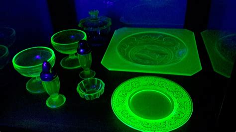 Uranium Glass | Collectors Weekly