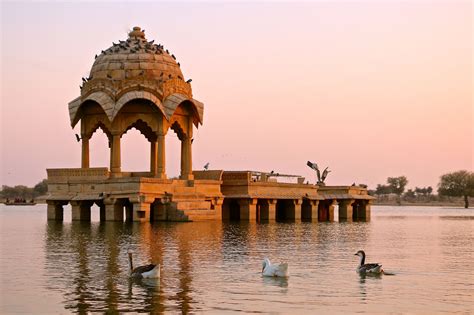 Gadisar lake | Lake, Lake view, Jaisalmer