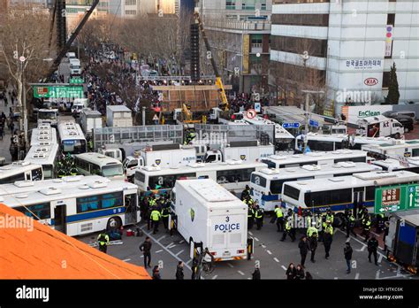 South Korea Politics, Mar 10, 2017 : Policemen use police buses to ...