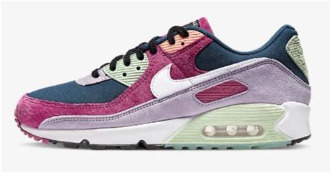 5 Best Air Max 90 Colorways Available on Nike Right Now