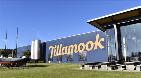 The Tillamook Cheese Factory: A Delicious Oregon Destination