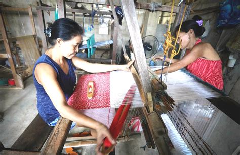 The Inabel Weavers of Sabangan (Santiago, Ilocos Sur) – B.L.A.S.T ...