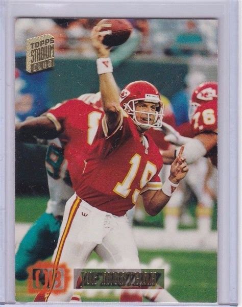 1994 Topps Kansas City Chiefs Joe Montana Sports Card No. 160 MVP Hall of Famer | Kansas city ...