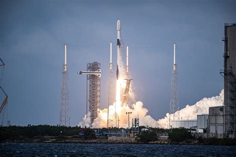 SpaceX Falcon 9 rocket launches 3rd pair of O3b mPOWER satellites from Cape Canaveral - Space ...