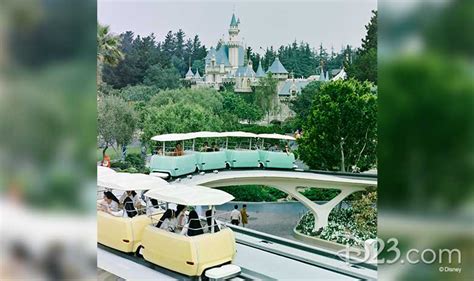 Disney Shares History of The PeopleMover | Disney Dining