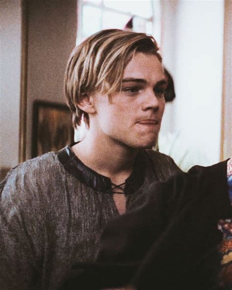 Beautiful Boys, Pretty Boys, Lovely, Romeo Montague, Jack Dawson, Leo Dicaprio, Aesthetic Gif ...