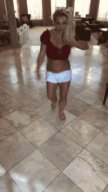 Britney Dancing GIF - Britney Dancing - Discover & Share GIFs