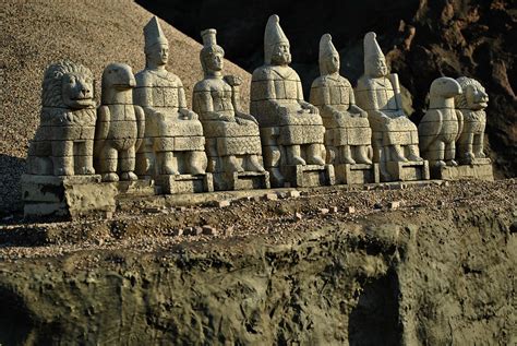 Mount Nemrut, Turkey | Arkeoloji, Uygarlık, Heykel