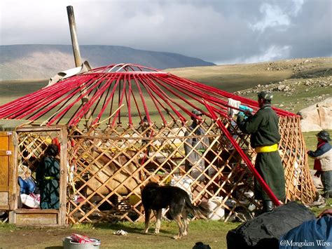 Ger: Felt-dwelling of Mongolian nomads — Mongolia Tours & Travel 2023/2024