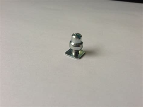 hardware - What is the name of this screw? (from HP ProLiant quick-deploy rail kits) - Server Fault