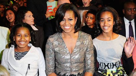 Michelle Obama looks identical to daughters Sasha and Malia in rare ...