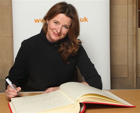 Gillian Keegan MP signs Holocaust Educational Trust Book of Commitment ...