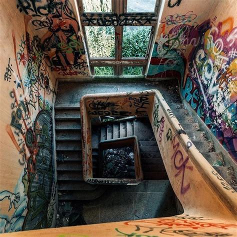 Abandoned Abandoned Buildings, Abandoned Places, Street Art Graffiti ...