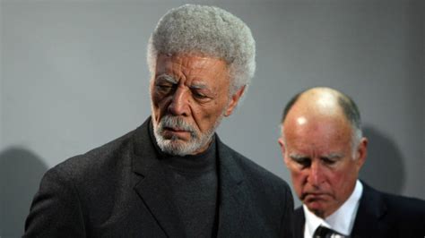 Remembering Former Oakland Mayor, Congressman Ron Dellums | KQED