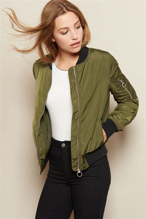 The Must-Have Bomber Jacket | Bomber jacket, Everyday outfits, Jackets