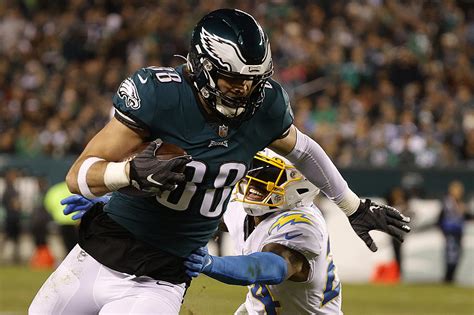 Philadelphia Eagles TE Dallas Goedert Gets 4-Year Extension