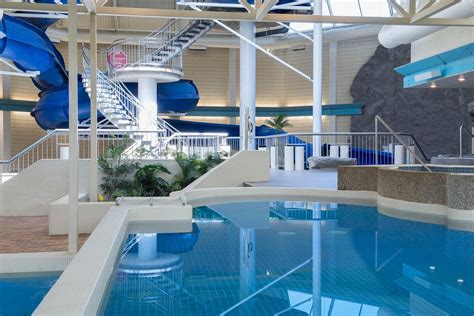 Sheraton Cavalier Saskatoon Hotel Pool: Pictures & Reviews - Tripadvisor