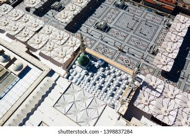 Photo de stock Aerial View Masjid Nabawi Madinah Second 1398837290 ...