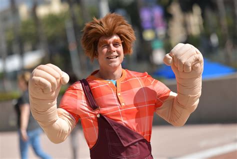 Ralph From Wreck-It Ralph | Best Comic-Con Cosplay 2019 | POPSUGAR ...