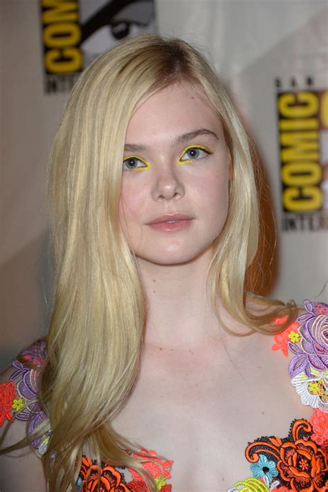 Elle Fanning With Yellow Eye Shadow | POPSUGAR Beauty