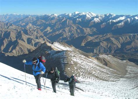 Ladakh-Lake | Travelbout