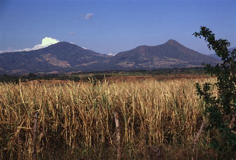 Global Volcanism Program | El Salvador Volcanoes