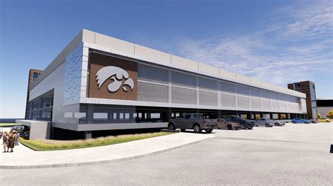 The Hawkeye Parking Ramp Elevates University Campus Connectivity | Shive-Hattery