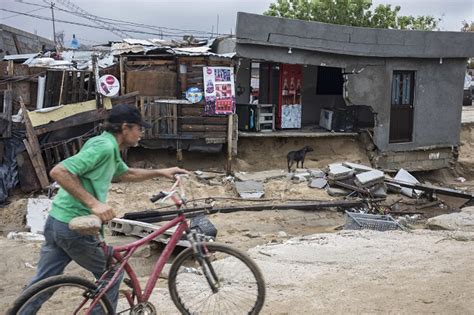 Tropical Storm Lidia leaves four dead in Mexico