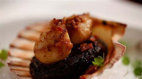 Scallops on Black Pudding with Pancetta | Recipes, Black pudding, Pancetta