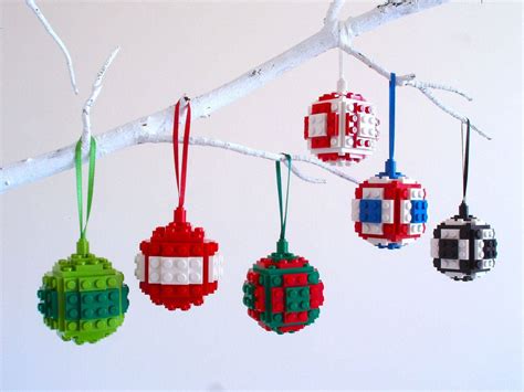 LEGO Christmas Ornaments – Game of Bricks