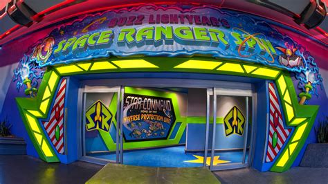 Buzz Lightyear’s Space Ranger Spin | Walt Disney World Resort