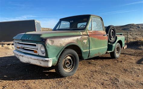 V8 4-Speed Stepside: 1967 Chevrolet C10 | Barn Finds